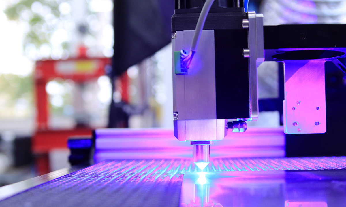 LLS #4: Designing Laser Lenses